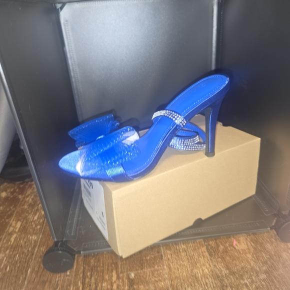 Shoes - Elegant Blue Stiletto Heels